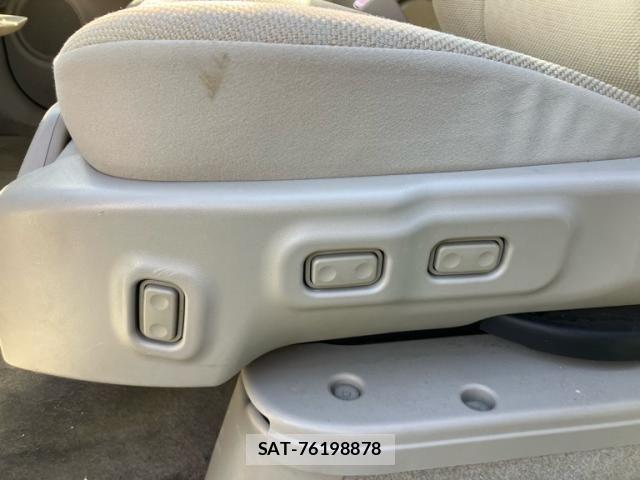 Toyota PORTE 2010-03 7223573-21