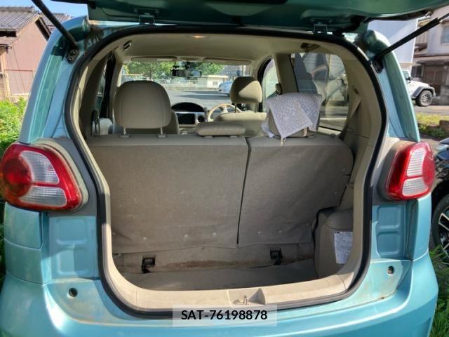 Toyota PORTE 2010-03 7223573-23
