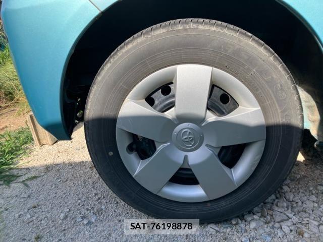 Toyota PORTE 2010-03 7223573-7