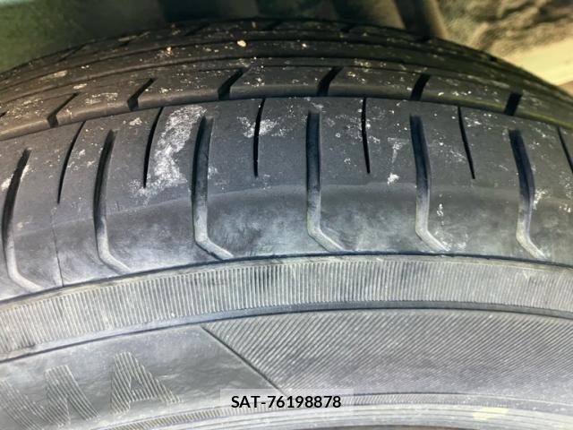 Toyota PORTE 2010-03 7223573-8