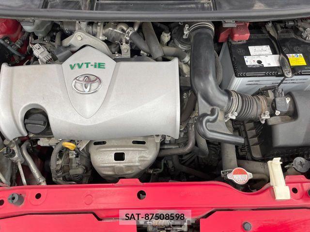 Toyota PORTE 2015-07 7217771-17