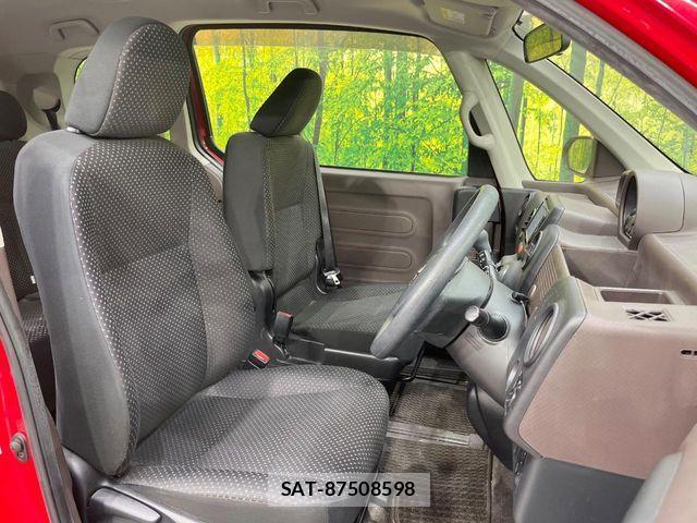 Toyota PORTE 2015-07 7217771-7