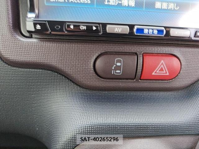 Toyota PORTE 2013-02 7223570-13