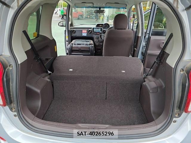 Toyota PORTE 2013-02 7223570-26