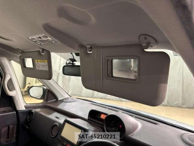 Toyota PORTE 2016-04 7223581-20