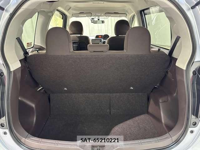Toyota PORTE 2016-04 7223581-21
