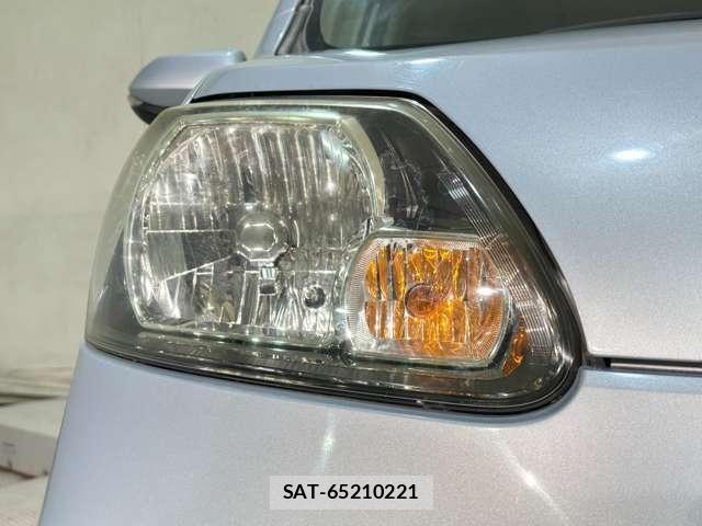 Toyota PORTE 2016-04 7223581-26