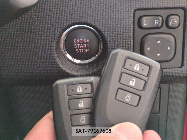 Toyota PORTE 2016-03 7251914-13