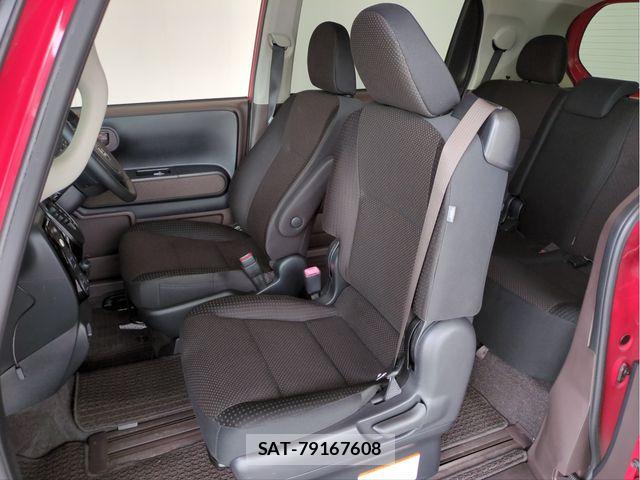 Toyota PORTE 2016-03 7251914-3