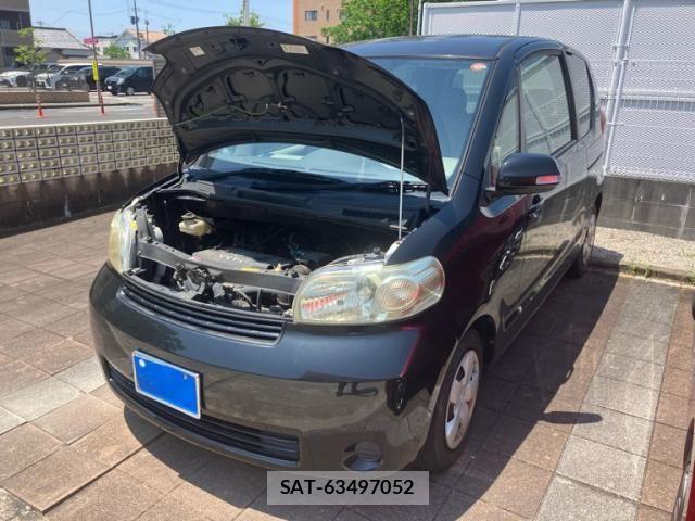 Toyota PORTE 2010-03 7251919-1