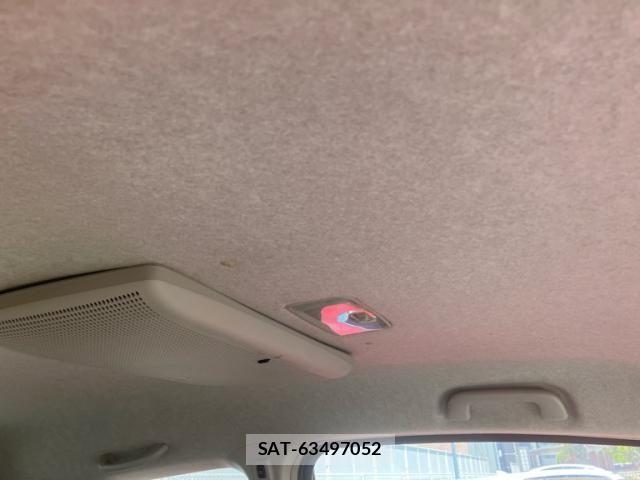 Toyota PORTE 2010-03 7251919-8