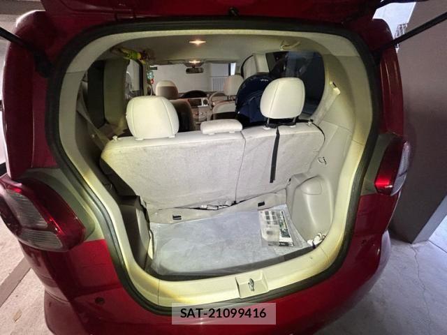Toyota PORTE 2011-09 7251918-9