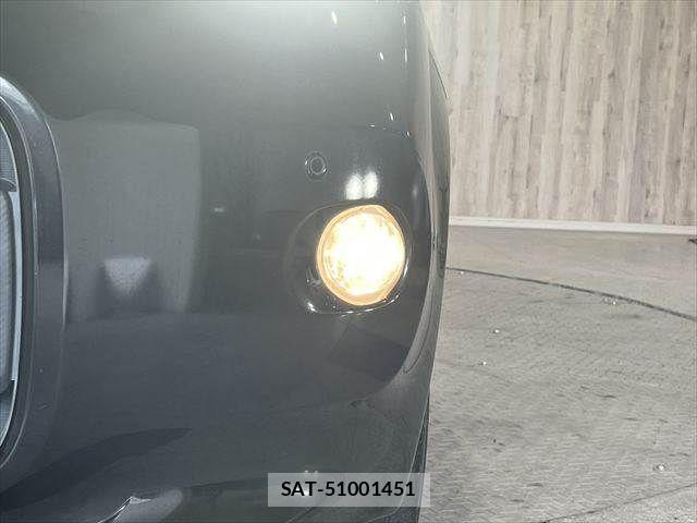 Toyota PORTE 2013-11 7251920-10