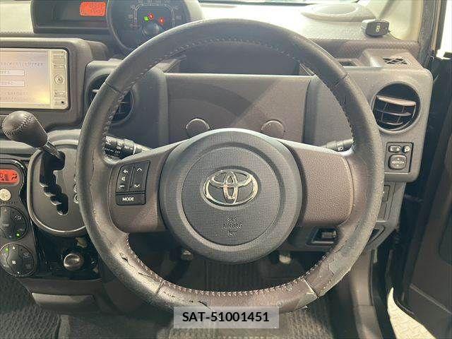 Toyota PORTE 2013-11 7251920-11
