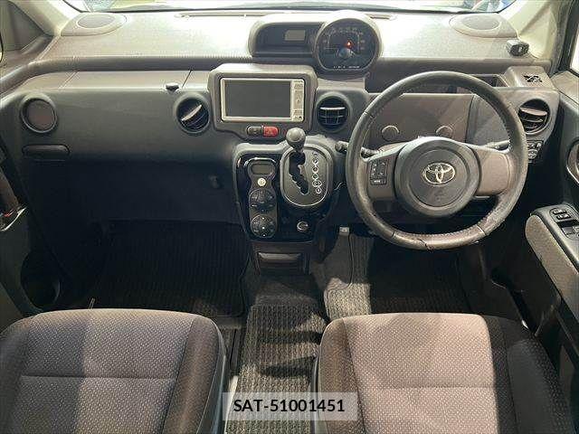 Toyota PORTE 2013-11 7251920-2