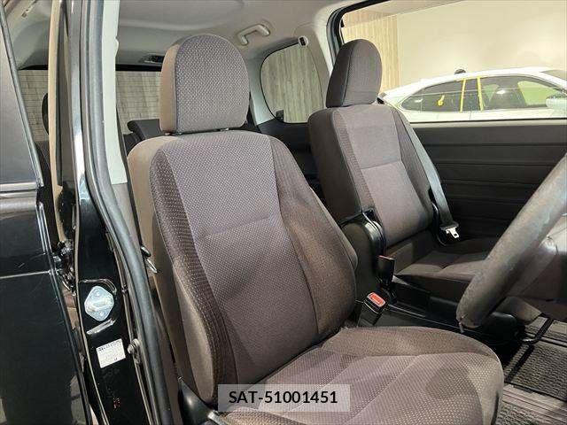Toyota PORTE 2013-11 7251920-6