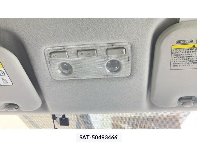Toyota PORTE 2013-05 7251916-17