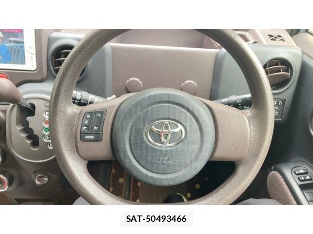 Toyota PORTE 2013-05 7251916-8