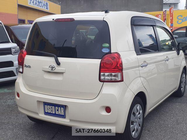Toyota PORTE 2015-07 7272705-11