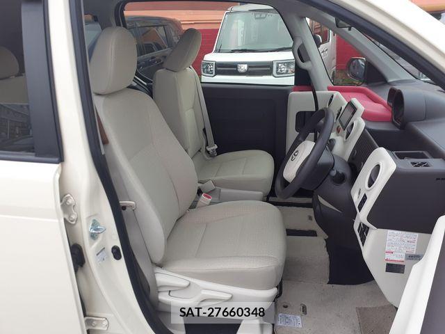 Toyota PORTE 2015-07 7272705-15