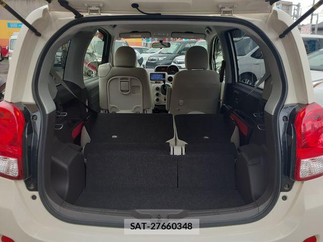 Toyota PORTE 2015-07 7272705-19