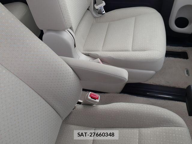 Toyota PORTE 2015-07 7272705-27