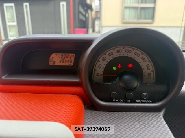 Toyota PORTE 2014-07 7329369-9