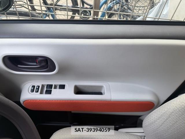 Toyota PORTE 2014-07 7329369-6