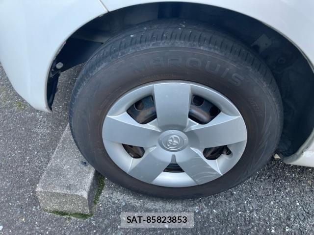 Toyota PORTE 2009-12 7329375-4