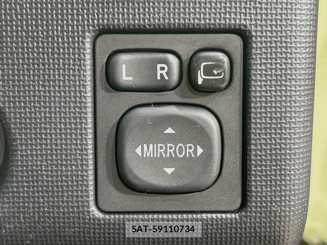 Toyota PORTE 2013-06 7329366-6