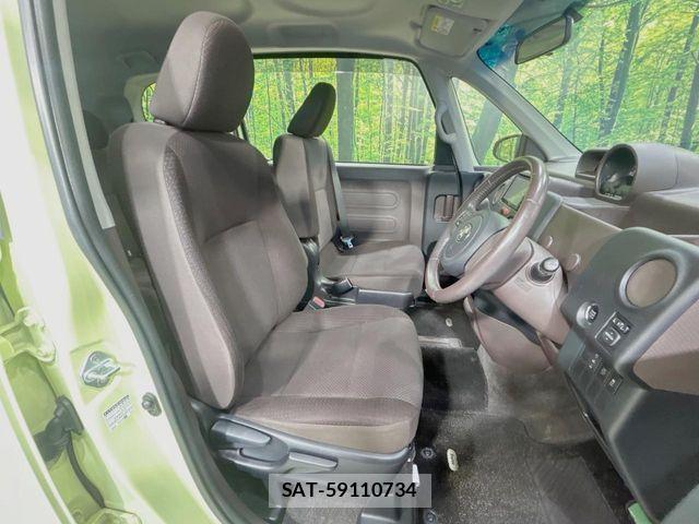 Toyota PORTE 2013-06 7329366-7