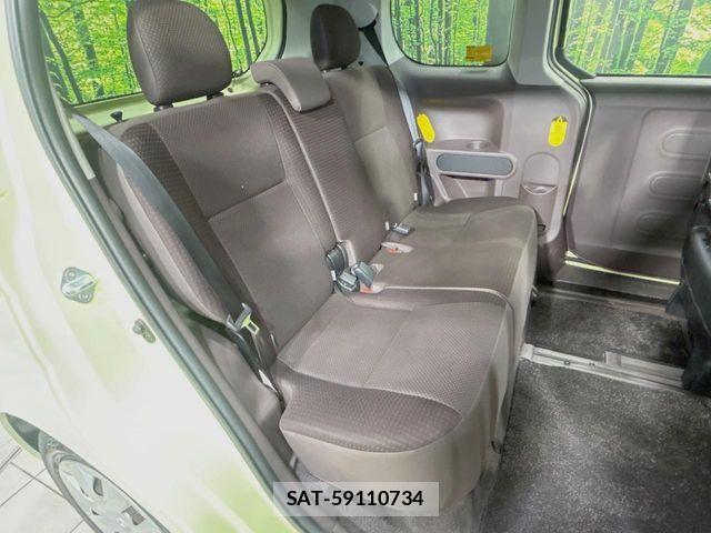 Toyota PORTE 2013-06 7329366-8