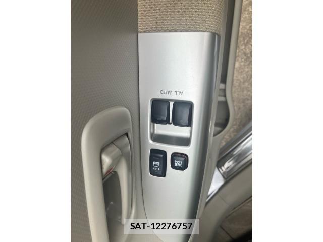 Toyota PORTE 2011-11 7329372-12