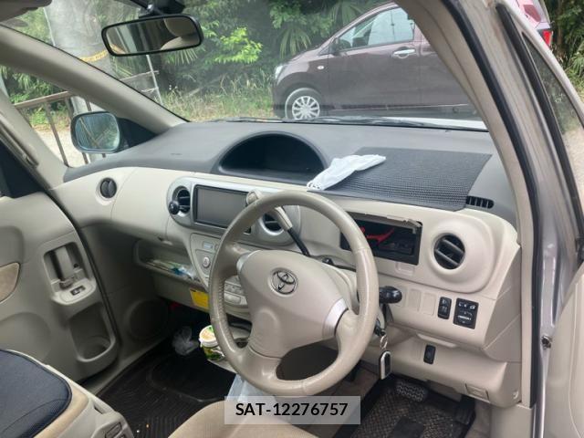 Toyota PORTE 2011-11 7329372-8