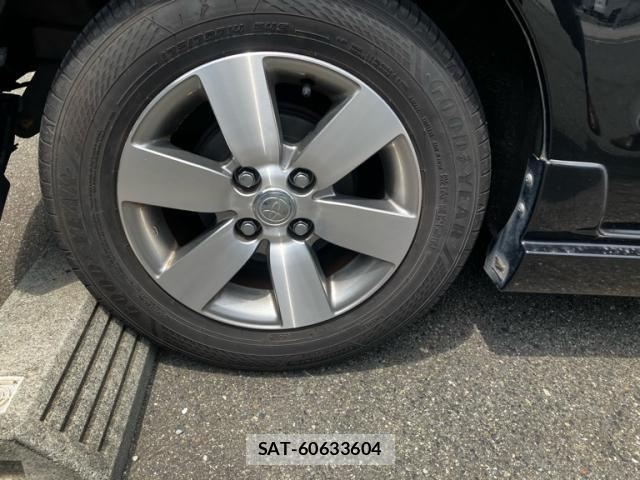 Toyota PORTE 2006-03 7393544-9