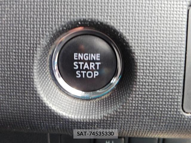 Toyota PORTE 2015-09 7456784-12