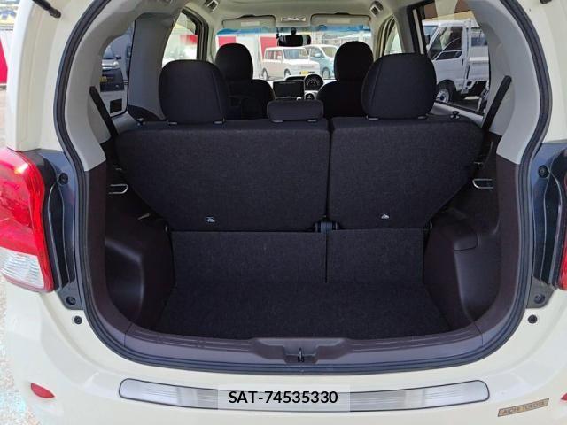 Toyota PORTE 2015-09 7456784-21
