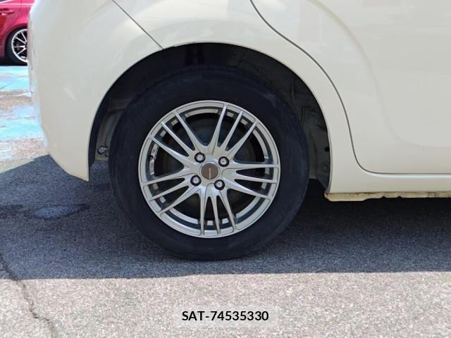 Toyota PORTE 2015-09 7456784-26