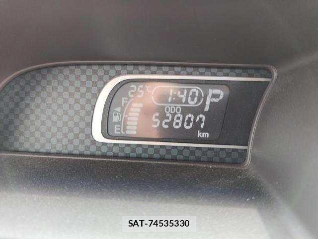 Toyota PORTE 2015-09 7456784-28