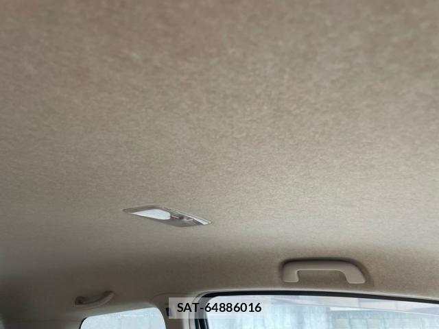 Toyota PORTE 2007-05 7456797-14