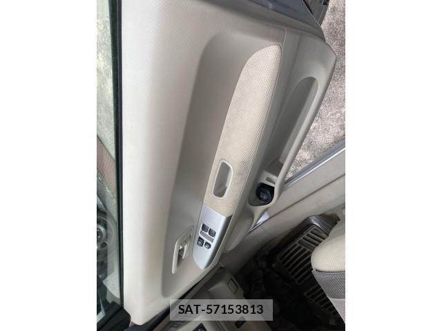 Toyota PORTE 2009-11 7456798-9