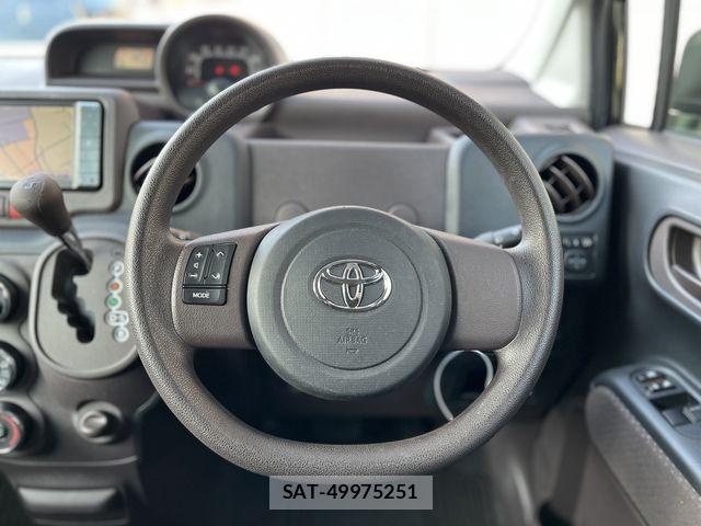 Toyota PORTE 2013-04 7456785-13