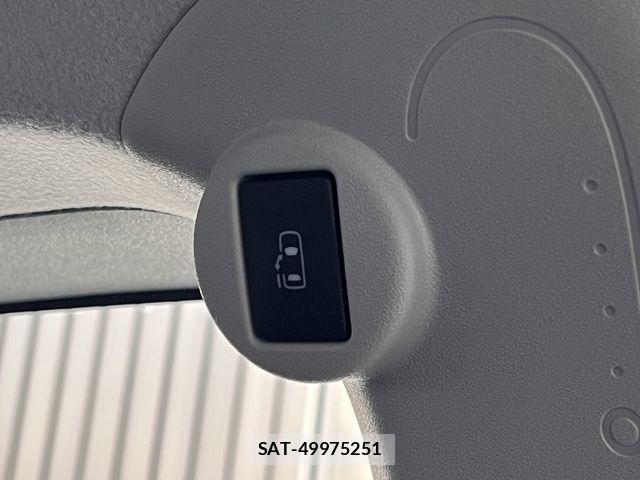 Toyota PORTE 2013-04 7456785-23