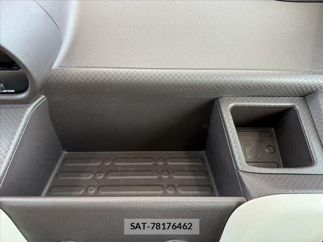 Toyota PORTE 2013-10 7502240-22
