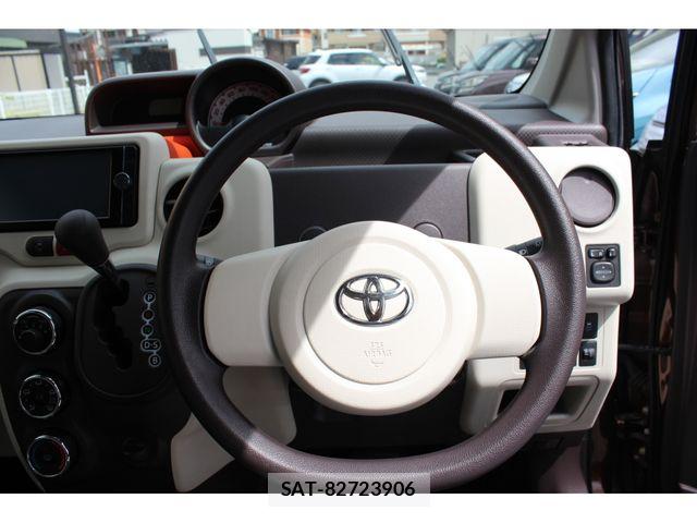Toyota PORTE 2013-05 7502241-12