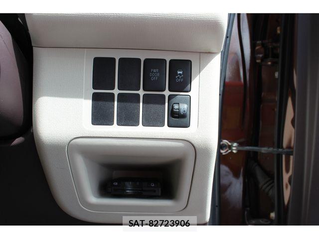 Toyota PORTE 2013-05 7502241-13