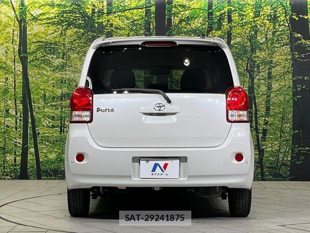 Toyota PORTE 2013-11 7562639-16