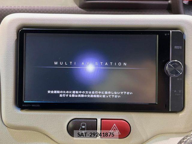 Toyota PORTE 2013-11 7562639-2