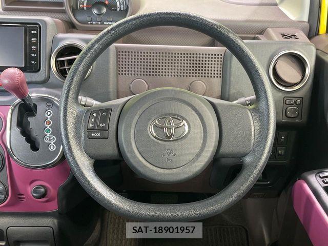 Toyota PORTE 2015-11 7619189-10