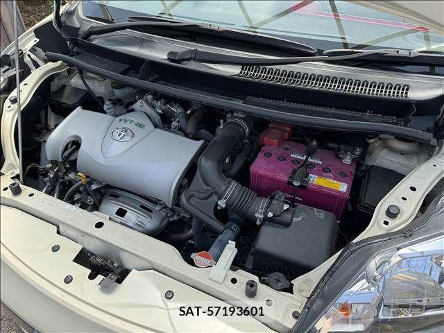 Toyota PORTE 2017-06 7619187-16